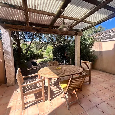 Laurence * Porto-Vecchio (Corsica)